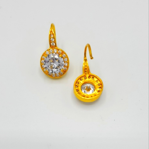 💛HP💛Swarovski 2 CT Crystal Halo Earrings - Picture 6 of 6